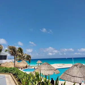 Placentero Depa En Mar Caribe! Apartamento Cancún