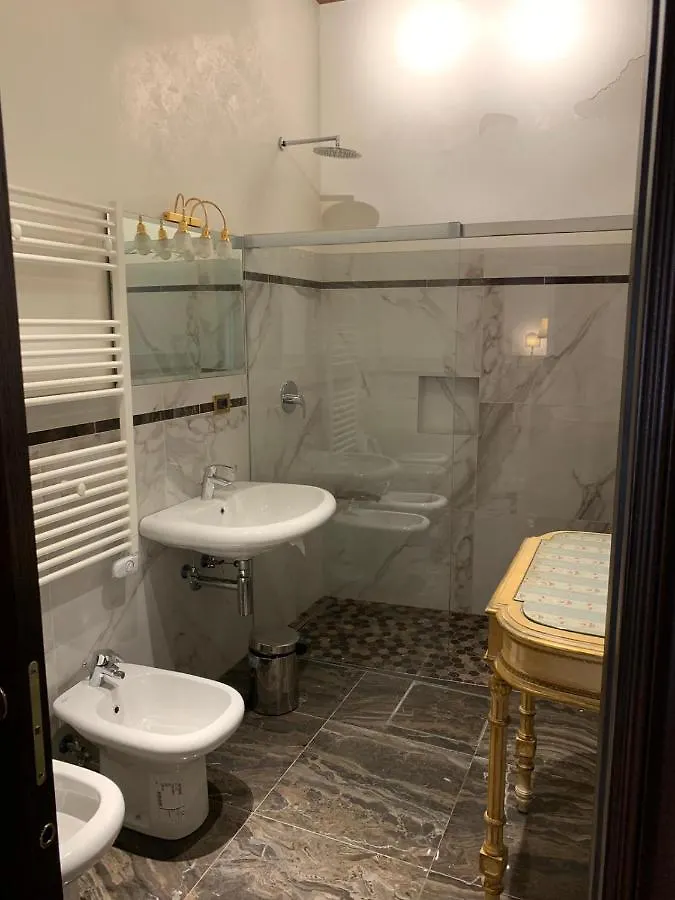 Luxury Apartment In San Marco With Canal View Venise
